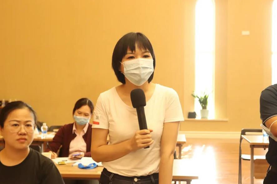 參會嘉賓積極參與提問交流 參會嘉賓積極參與提問交流